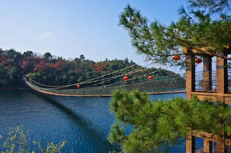 美丽的庐山西海