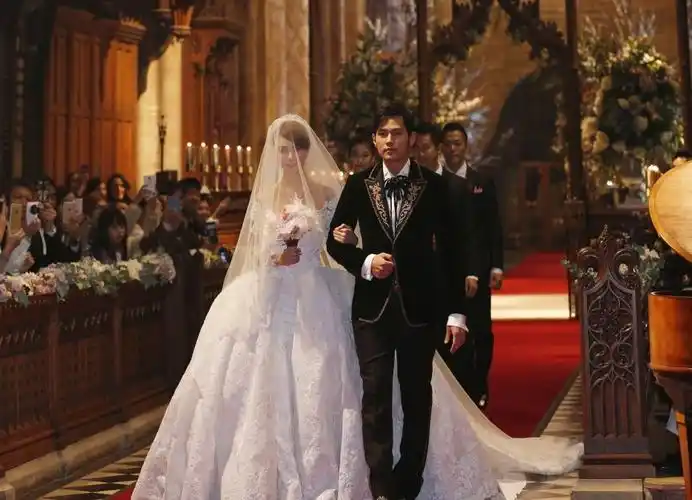 周杰伦昆凌婚礼现场图片视频及唯美婚纱照完整版曝光 周杰伦婚