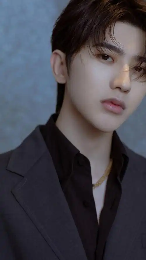 歌手蔡徐坤,中国内地男歌手,演员,音乐制作人