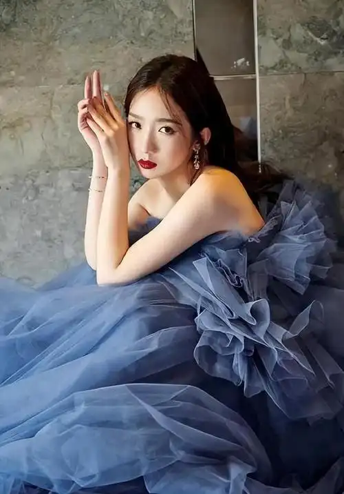 性感美女孟美岐高清图片集