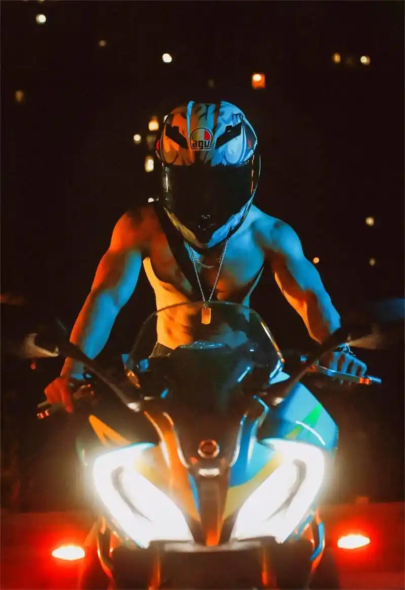 高清壁纸 #个性壁纸 #帅哥壁纸 #总能选到中意的 #壁纸 - 抖音