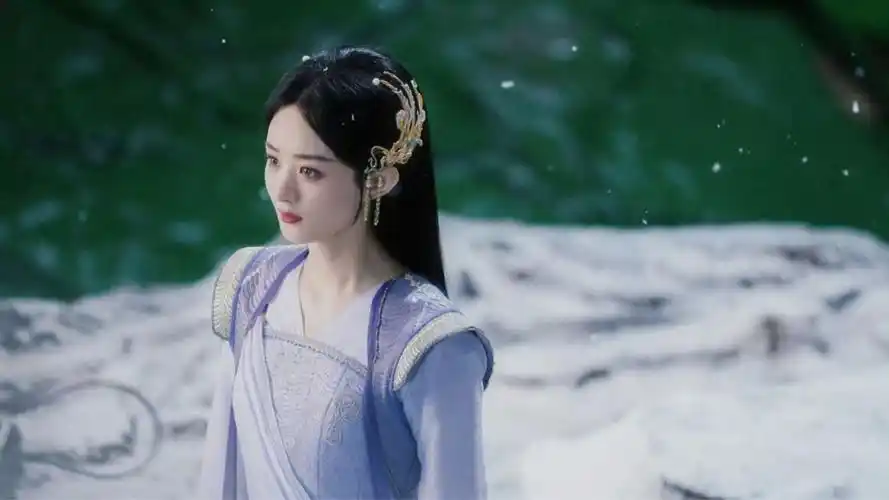 赵丽颖古装造型出圈却很难仿,即便妆造全剧最素也照样最美