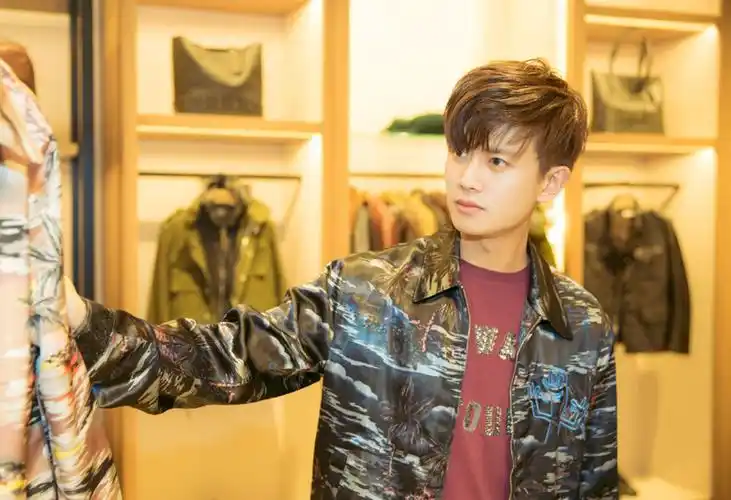 任嘉伦纽约时装周帅气图片,明星,高清,帅气,演员,纽约时装周,任嘉伦