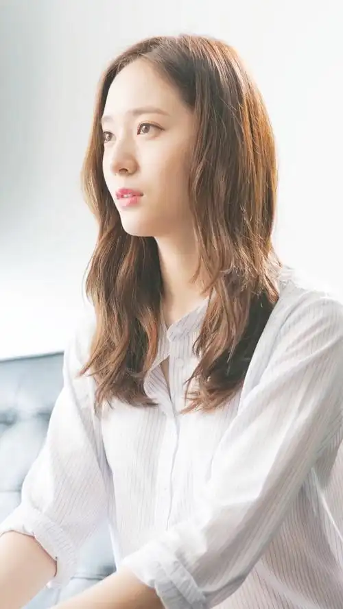 krystal郑秀晶fx毕业季壁纸