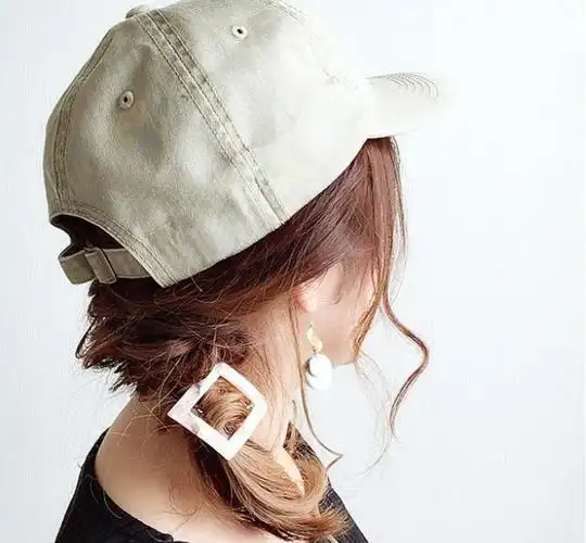 可以戴帽子的简单编发1