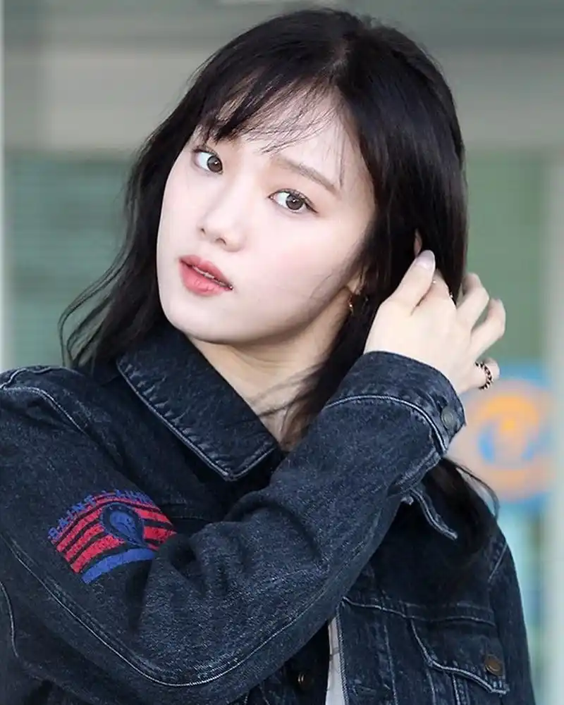 李圣经"变脸",剪完刘海土味十足,网友:一言难尽