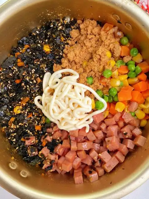 我要曝光这个什锦海苔饭团神仙做法