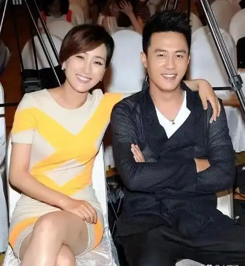 需要了解的是,她公开的身份是孔令辉的女友.