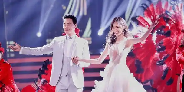 有种"恩爱"叫罗晋和唐嫣,结婚5年,成娱乐圈的夫妻教科