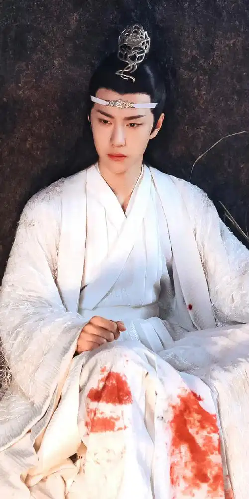 说起来王一博和横店是很有缘分的哦,王一博的代表作《陈情令》就有