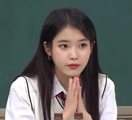 iu李知恩绝美壁纸分享甜美的在逃小公主