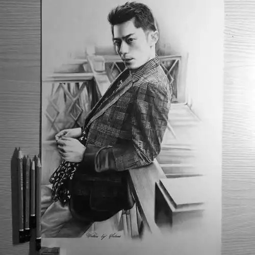 她把刘昊然,王凯,霍建华等大咖画绝了,你pick谁