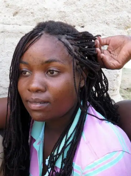 嘻哈界流行的脏辫在非洲竟是人人都在留看着就让人头皮发麻