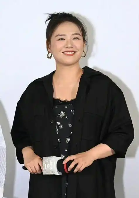 演过"胖子"的4位明星,前2位靠特效,中有两位是实打实吃出来的