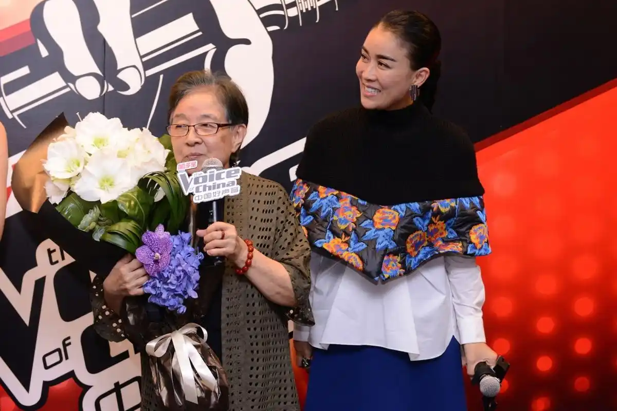 88岁谷建芬呢生气了,还发律师声明了,那本来谷建芬和刀郎的新格罗刹海