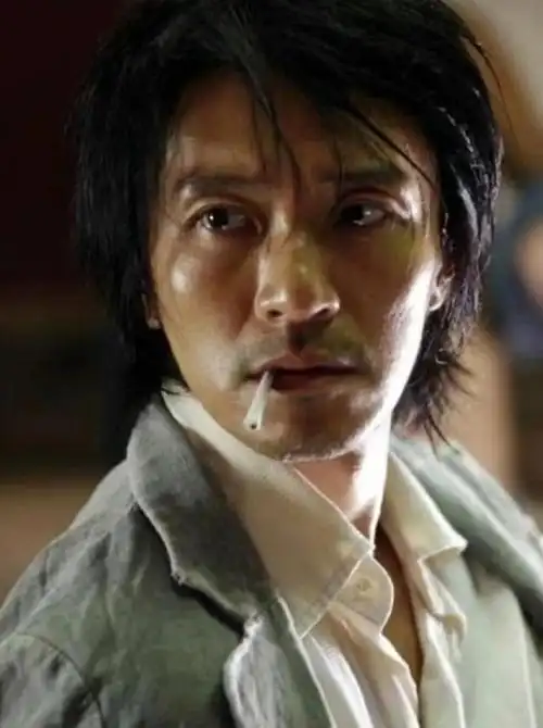 周星驰被曝脾气差抠门没人缘?揭秘他的隐秘一面会让你大吃一惊!