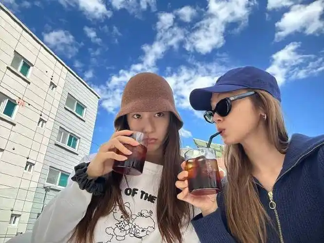 郑秀晶1024生日快乐