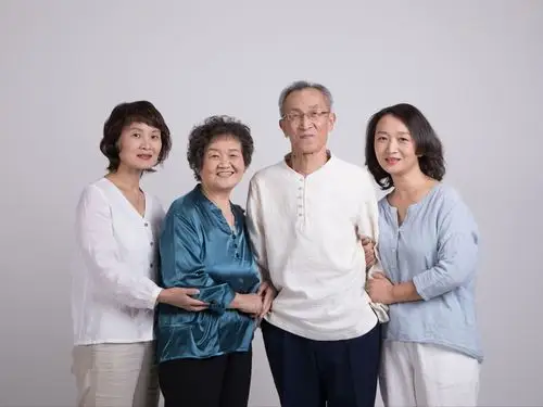 其它 春华金婚纪念(便装本)20180930在北京早晨全家福影店拍照,分各种