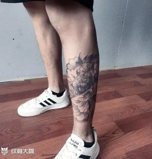 小腿牡丹_纹身图案手稿图片_纹艺tatto的纹身作品集