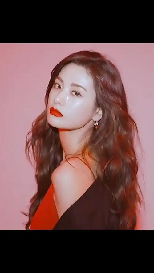 全民热舞#世界第一美颜值女神林珍娜,可不止是花瓶,舞台上的舞蹈也一