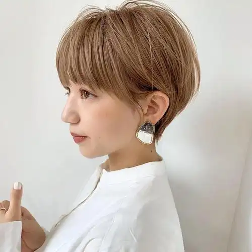 2020最火短发来了,立体时尚真完美,喜欢就试试