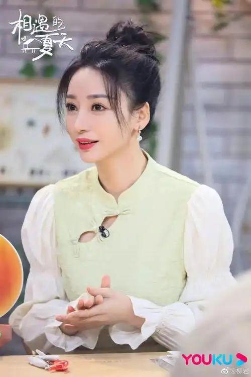 在娱乐圈中,有很多大龄女明星将自己的身材,容颜保养得特别好,看上去