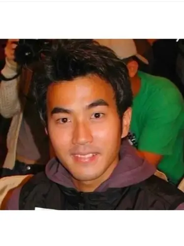 刘恺威华丽逆袭竟然是为割了双眼皮开眼角