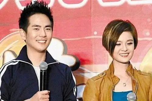 戏外爆张晓龙陈思斯结婚照 究竟是师生情吗(2)