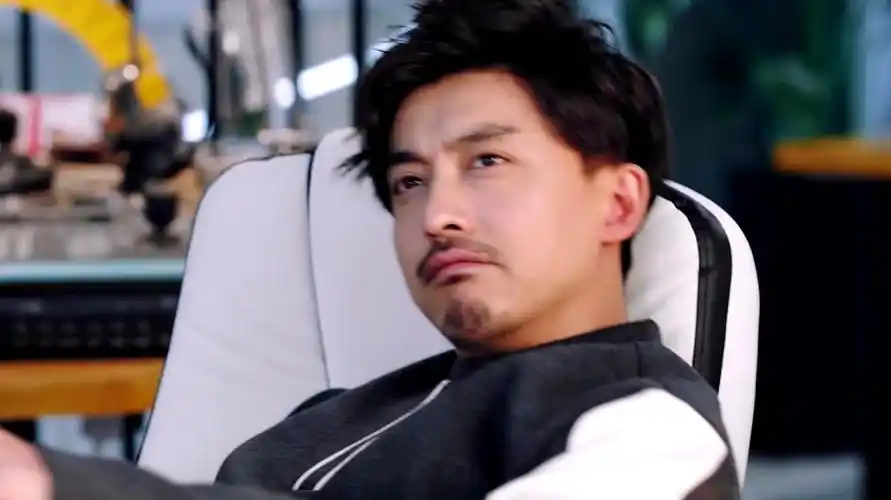 李佳航参演的电视剧盘点,悬疑轻喜剧《猎心者》搞笑治愈值得一看