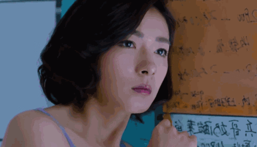 "万茜遭到了网友的讨伐,也称自己"委屈得像个两百