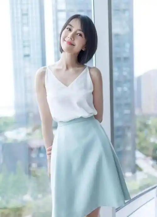 原创高圆圆产后复出后将再蛰伏曝赵又廷全程幕后坐镇2022选择休息