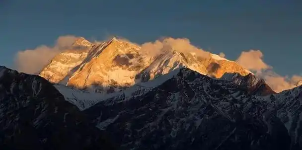 世界第九高峰是什么峰?南迦帕尔巴特峰.