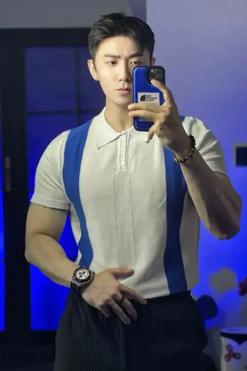 东北汉子吉林长春健身肌肉帅哥男模小哥莫纶 东北肌肉小伙 中国 健身