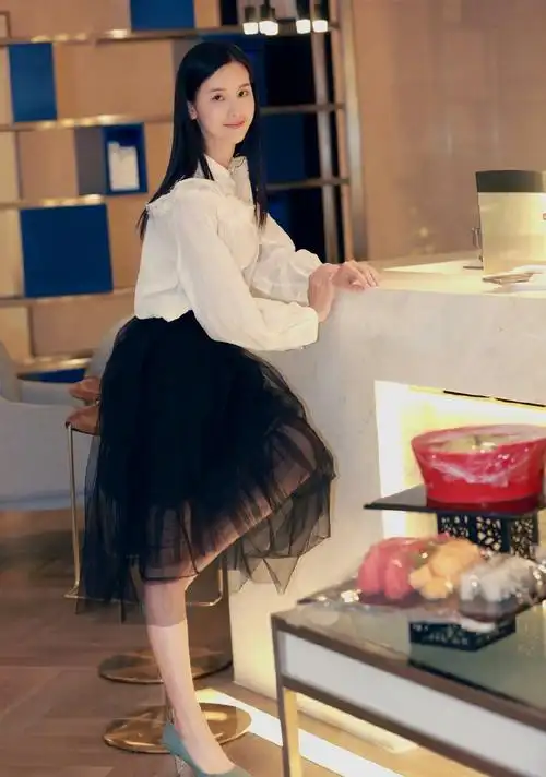 奶茶女神,陈都灵图集