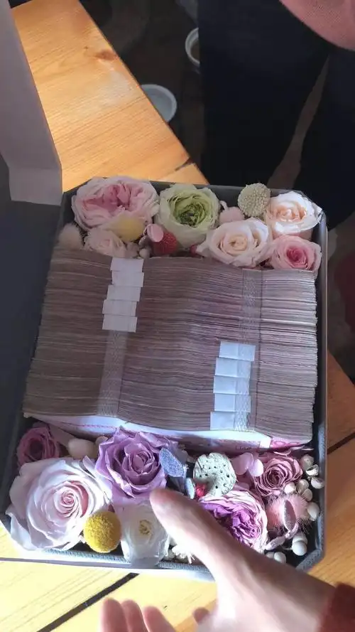 情人节晒礼物现在的老公们竟然这么会送礼