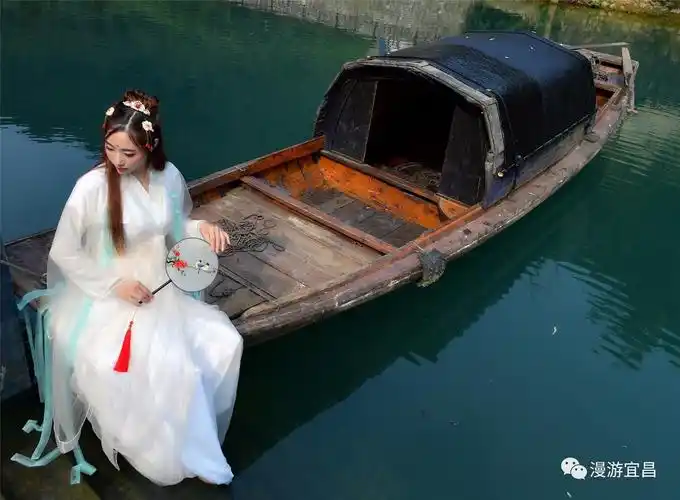 美美美远安惊现江南水乡有小桥流水乌篷美女