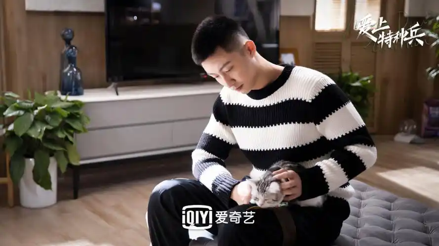 ">天毅 /a>执导, a target="_blank" href="/item/黄景瑜/19242795"