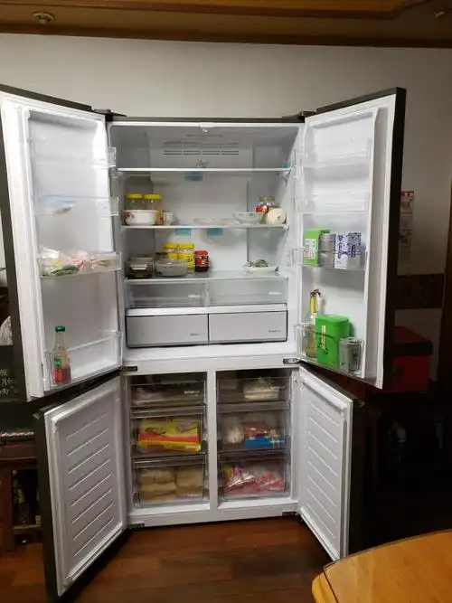 松下(panasonic)大型十字门冰箱 nr-w621cg-xn 无边框平面玻璃门设计