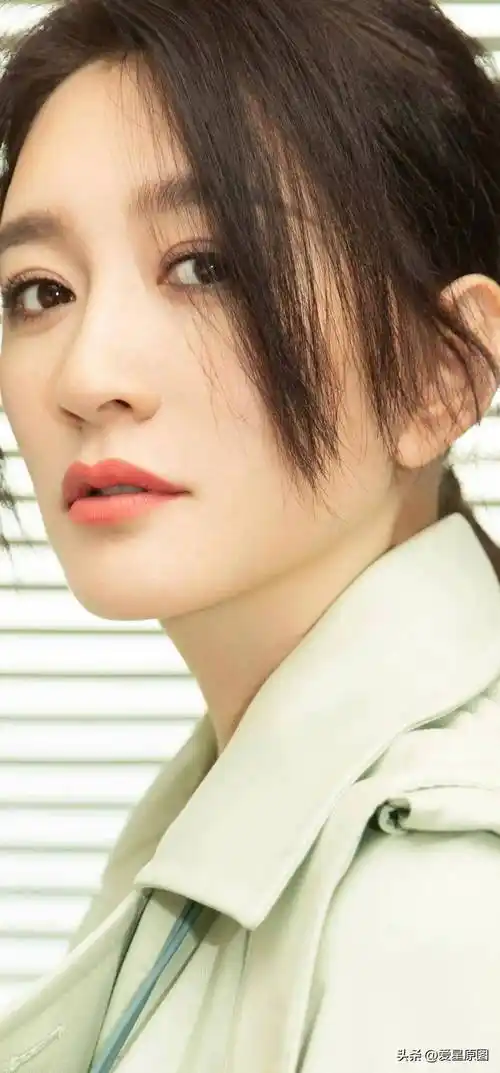 微笑天使-李小冉全图写真合集