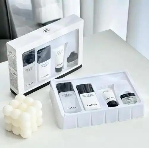 未来加化妆品 - 未来加(重庆)科技有限公司