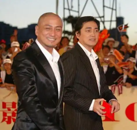 图汤镇业和汤镇宗关系好兄弟两人情意深厚