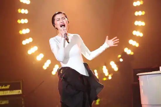 谭维维携乌兰巴托之夜回归突围呼声高唱入云