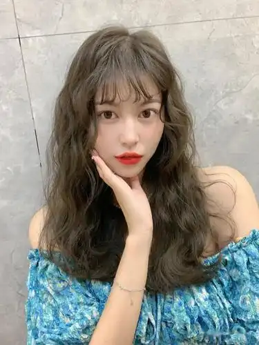 2020流行满头烫精选80款