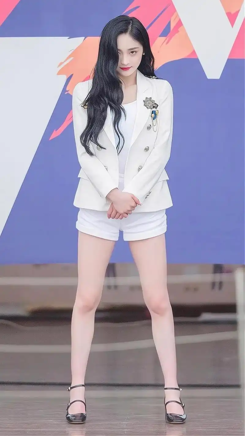 周洁琼～复古旗袍～勾勒完美腰身