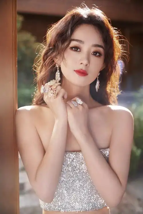 v-style##赵丽颖闪钻礼服#@赵丽颖今晚3532 33323235