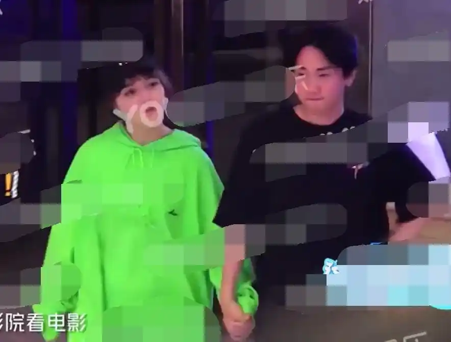 汪苏泷靳梦佳恋情曝光!两人街头亲吻牵手甜蜜满满