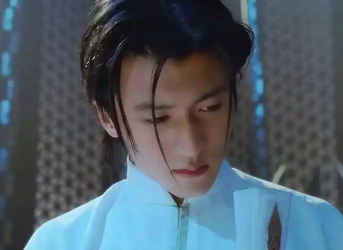 直到如今才明白,谢霆锋对张柏芝不仅是喜欢,而是用尽全力的深爱