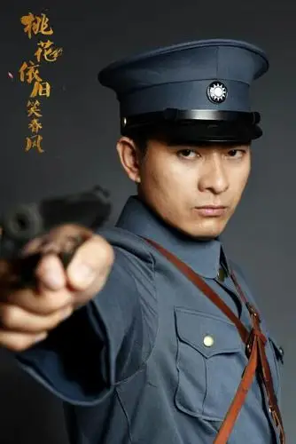 桃花依旧笑春风开播时间有玄机陈龙晒章龄之黑照为新剧打call