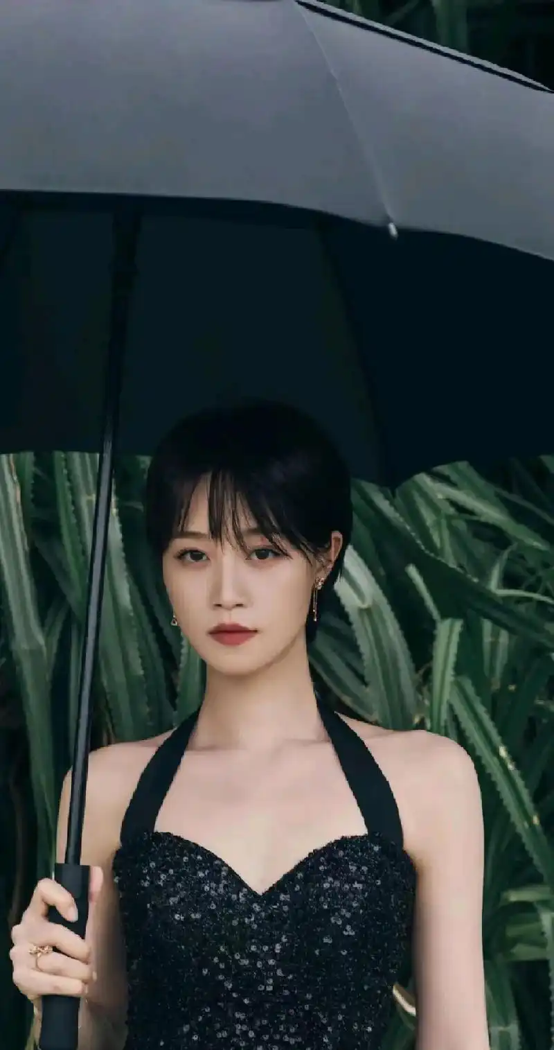 蓝盈莹.蓝盈莹,女,1990年4月16日出生于上海,毕业于中 - 抖音