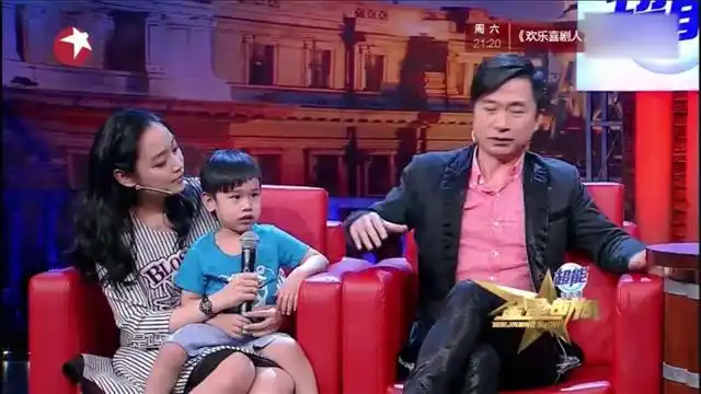 金星秀:黄舒骏老婆年轻漂亮,儿子活泼可爱,金星一脸羡慕!